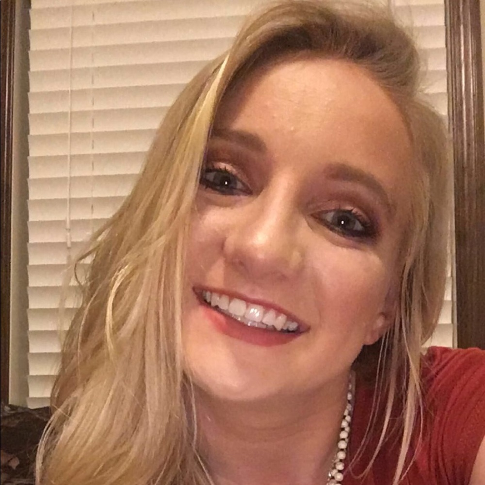 Meet your Posher, Erin